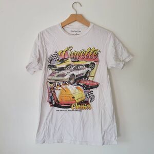 Corvette T-Shirt White Graphic Short Sleeve Small